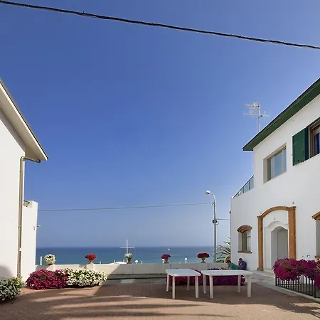 Hotel apartamentowy Blue 3*