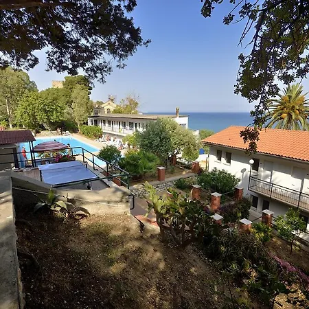 Blue Hotel apartamentowy Bussana