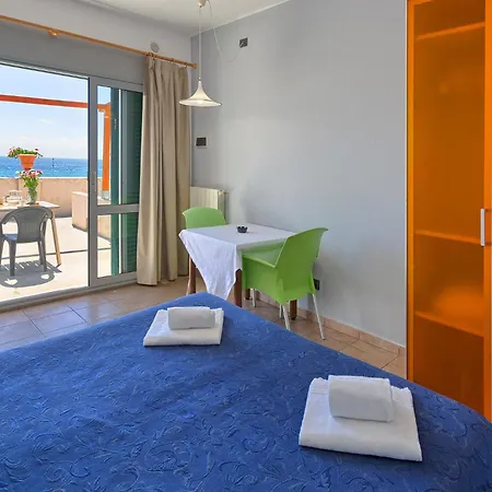 Blue Beach 2*