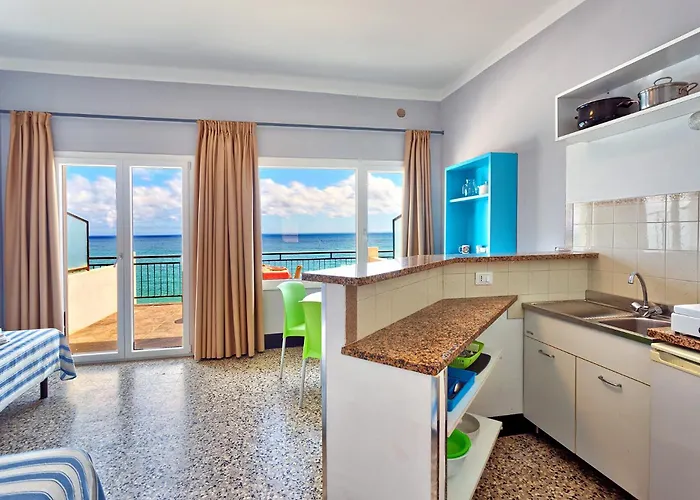 Blue 아파트호텔 부사나 누오바